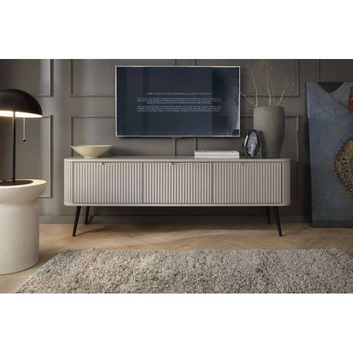 Тумба під телевізор Perfect Home Зова / Zova 3-дверна з чорними ніжками RTV168 Кашемір (PFH-091274) Тумба під телевізор Perfect Home Зова / Zova 3-дверна з чорними ніжками RTV168 Кашемір (PFH-091274)