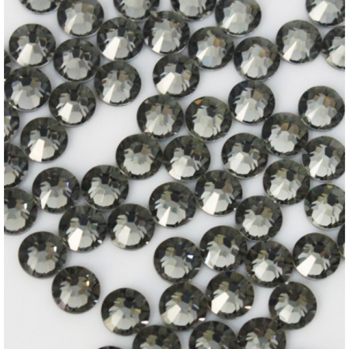 Кристалы Black Diamond ss3 для маникюра, 100 шт